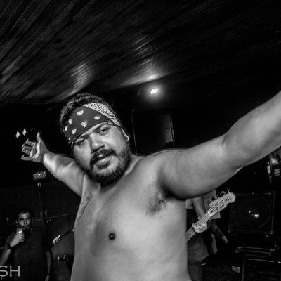 Vocalista Leo Araújo