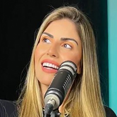 Ariane Assis