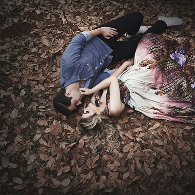 casal deitado